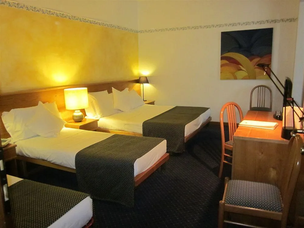 Hotel Marina Torri Del Benaco