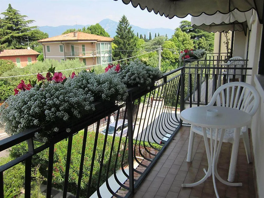 Hotel Marina Torri Del Benaco