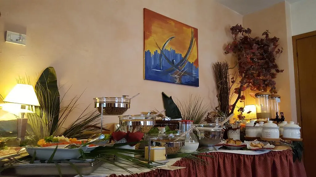 Hotel Marina Torri Del Benaco Italie