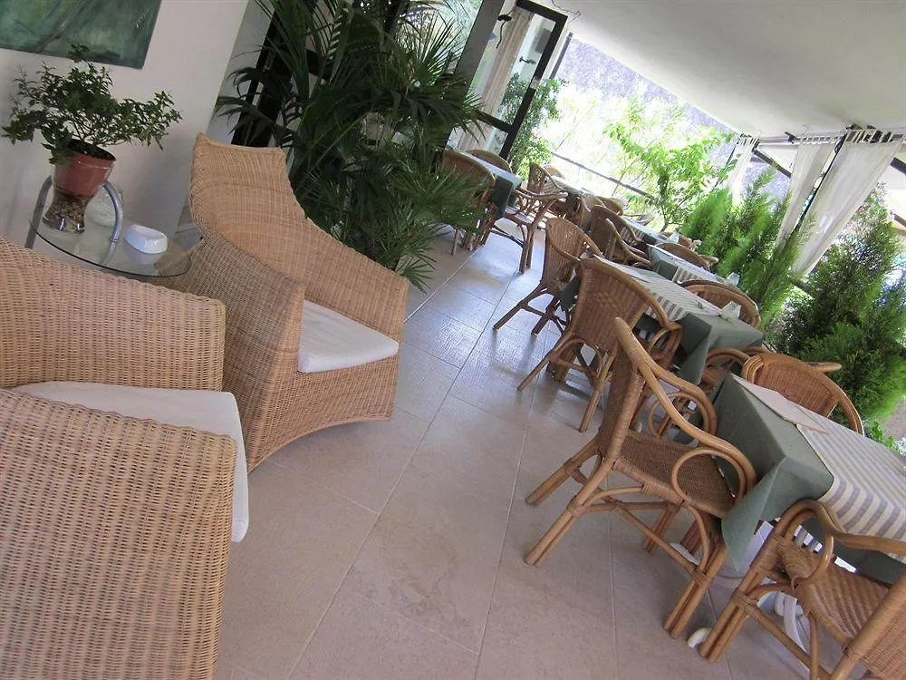 Hotel Marina Torri Del Benaco 3*,  Italie