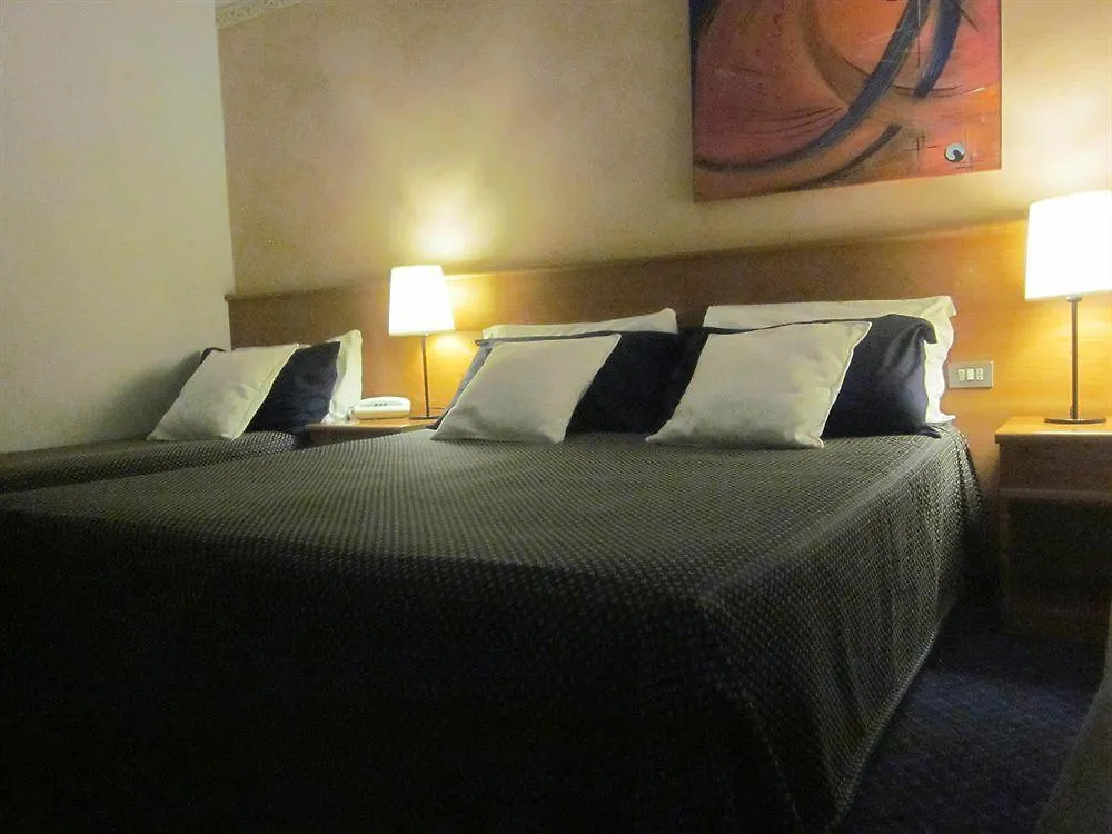 Hotel Marina Torri Del Benaco
