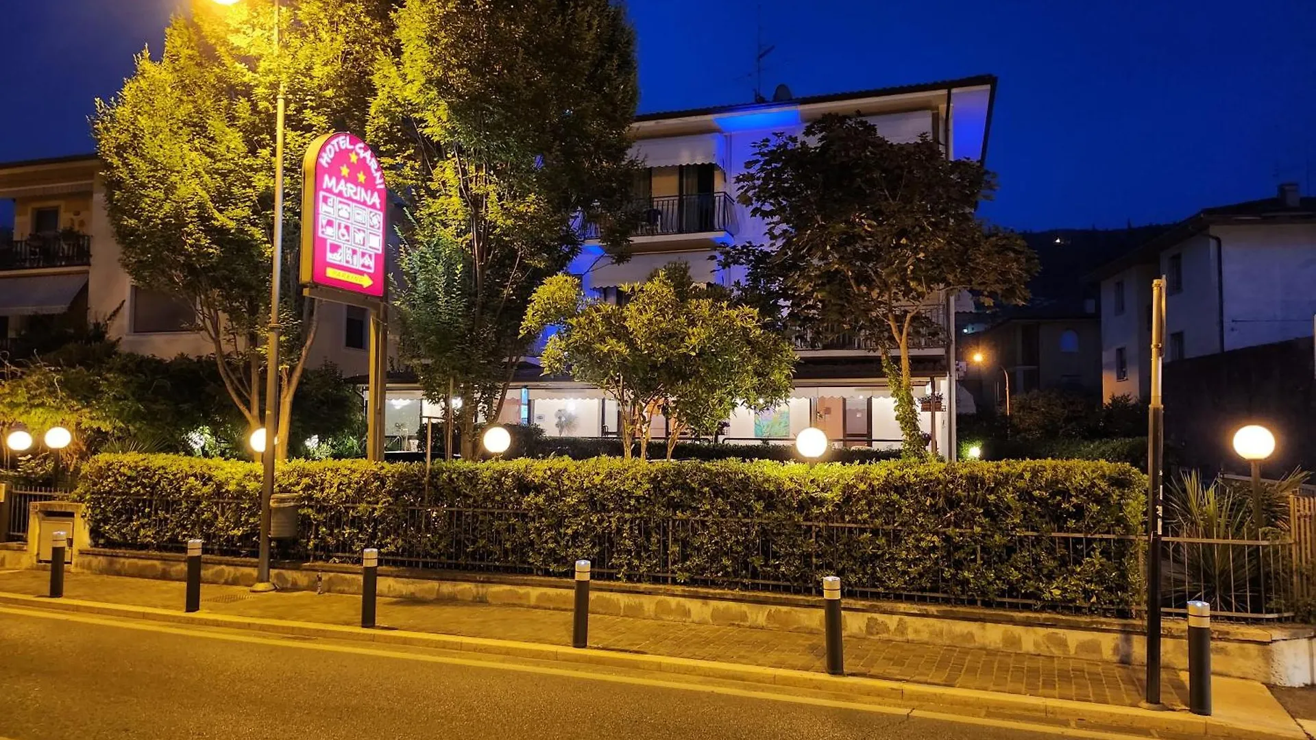 Hotel Marina Torri Del Benaco