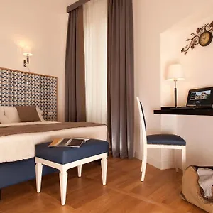 Hotell Floris